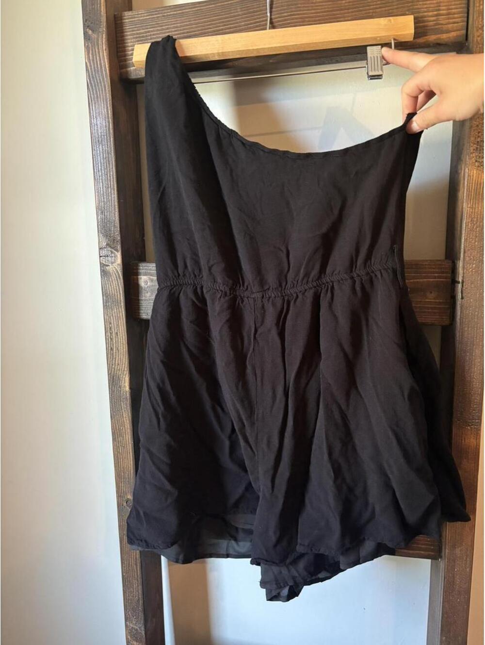 Zesica One Shoulder Black Romper